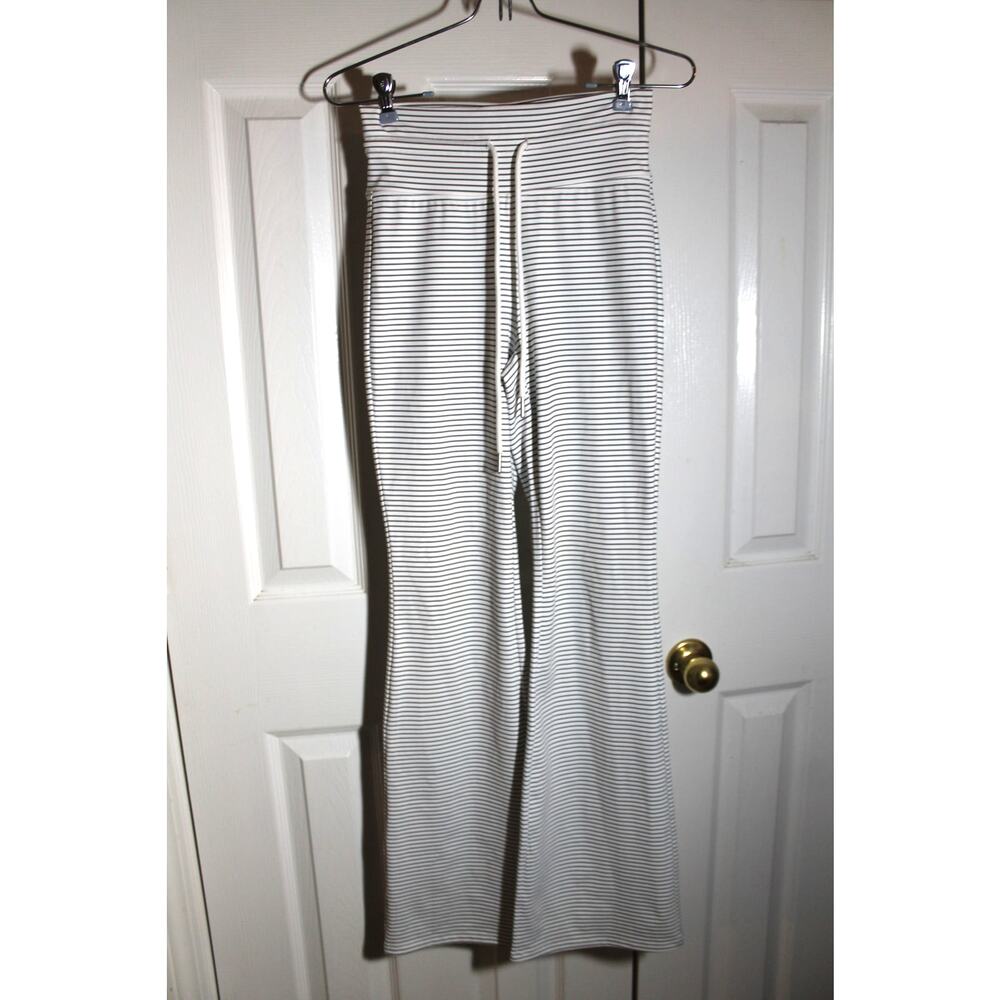 Halara High Waisted Drawstring Stripe Flare Yoga Pants with Pockets sz XS Reg - Picture 2 of 4